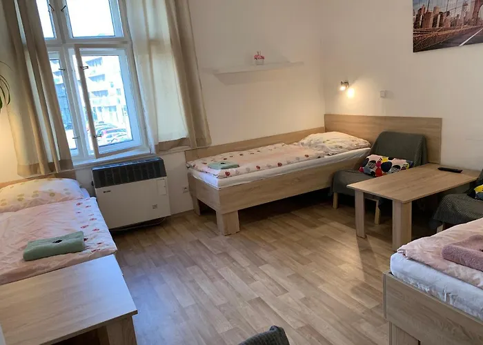 Mar 3* Hradec Králové